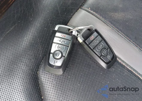 2018 Ford F-150 Platinum z USA, uszkodzony, nr VIN 1FTEW1E52JFD23737